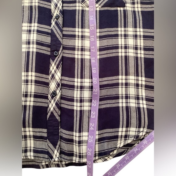 Rails - Women's Hunter Button Down Shirt Navy/Ivory Plaid  - Medium - Picture 9 of 11